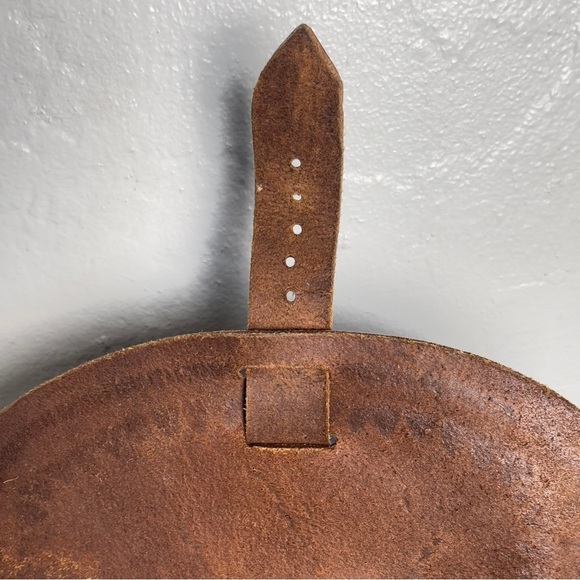 Vintage 70’s Handcrafted Brown Leather Crossbody Bag - Picture 11 of 13